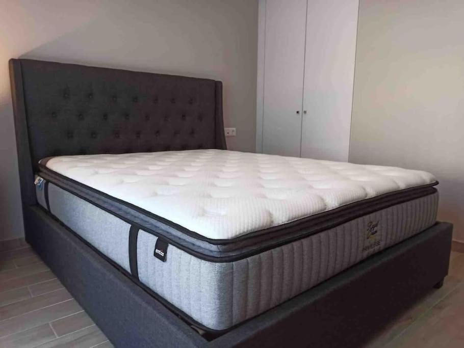 Luxury Cozy Appartment In The City Center Родос Экстерьер фото